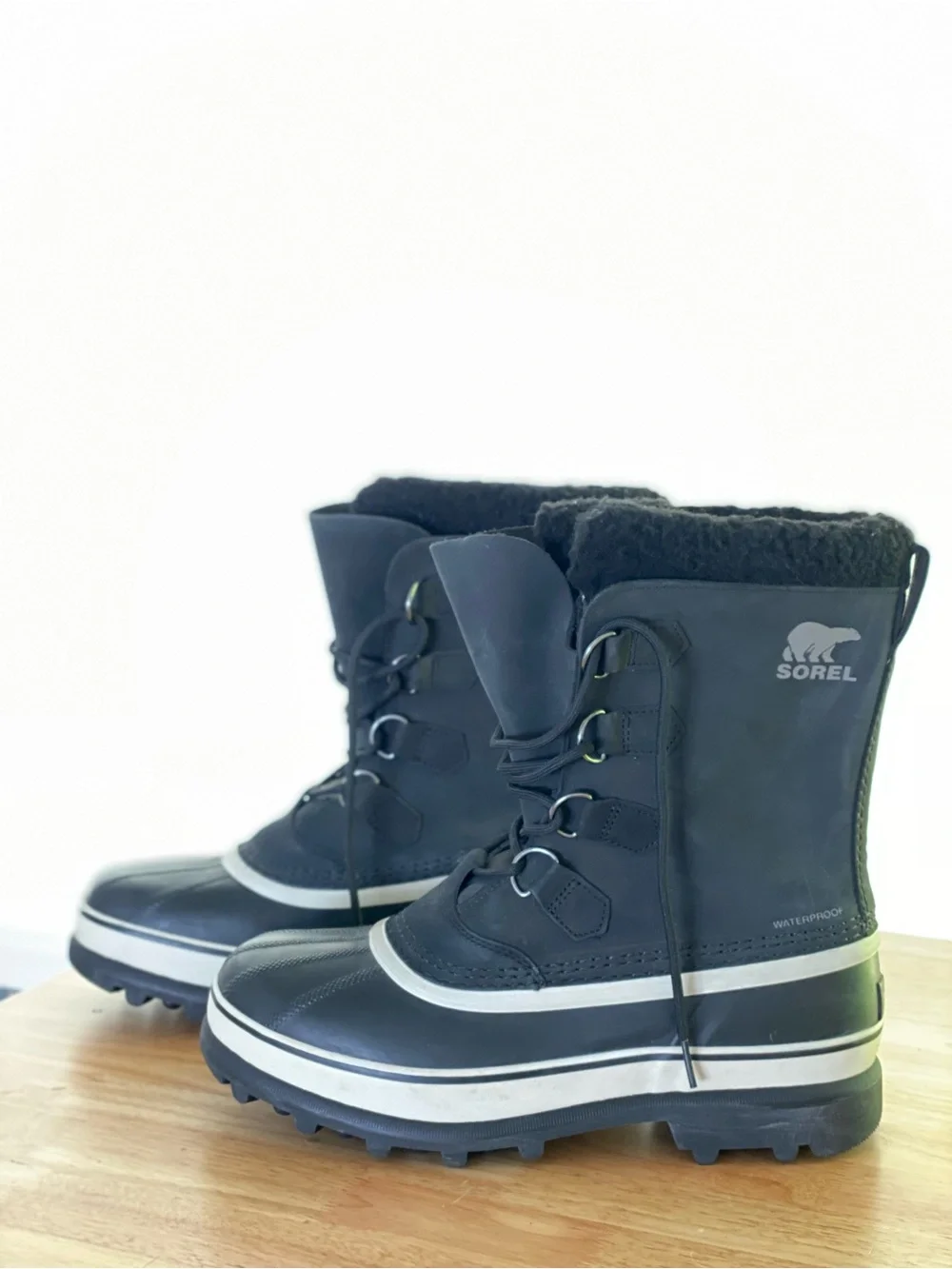 Sorel Black Boots with White Trim - Lace-Up Winter Footwear